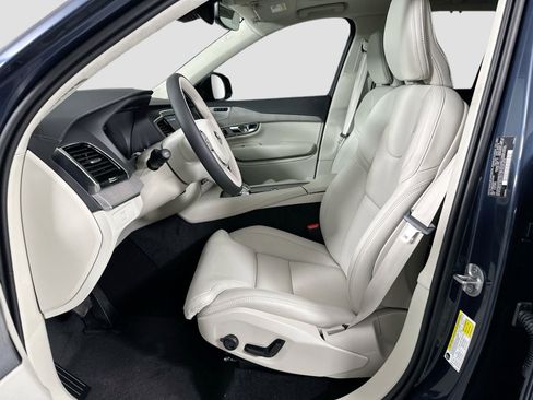 New 2025 Volvo XC90 B6 Ultra w/ Lounge Package image 15