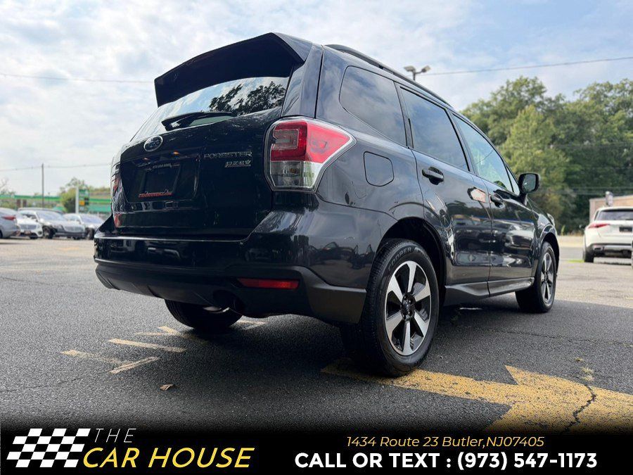 Used 2017 Subaru Forester 2.5i Premium w/ All-Weather Package AWD/4WD image 8