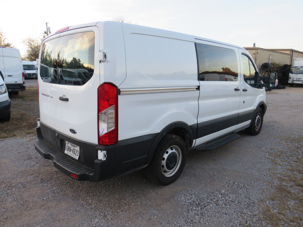 Used 2018 Ford Transit 250 148 High Roof RWD image 33