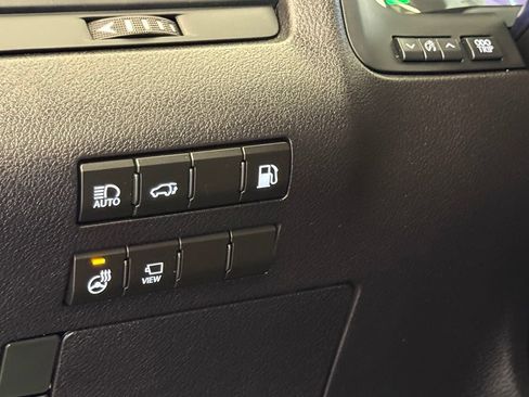 Certified 2022 Lexus RX 450h AWD w/ Premium Package image 27