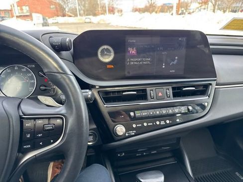 Used 2022 Lexus ES 350 image 19