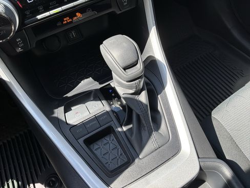 Used 2025 Toyota RAV4 XLE w/ Convenience Package image 26