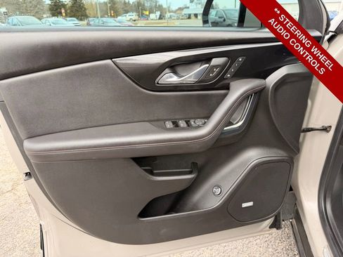 Used 2021 Chevrolet Blazer RS w/ Enhanced Convenience Package image 15