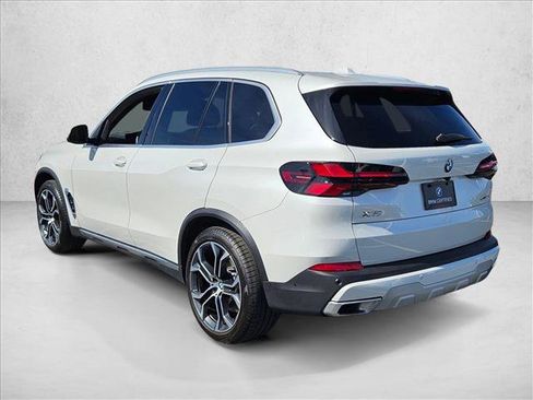 Certified 2026 BMW X5 sDrive40i image 8
