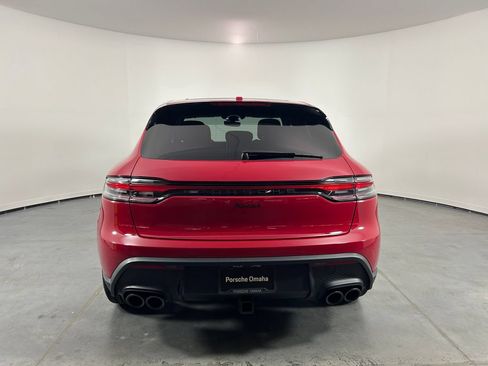 Used 2025 Porsche Macan AWD/4WD image 6