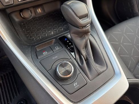 Used 2023 Toyota RAV4 XLE w/ XLE Grade Weather Package image 27