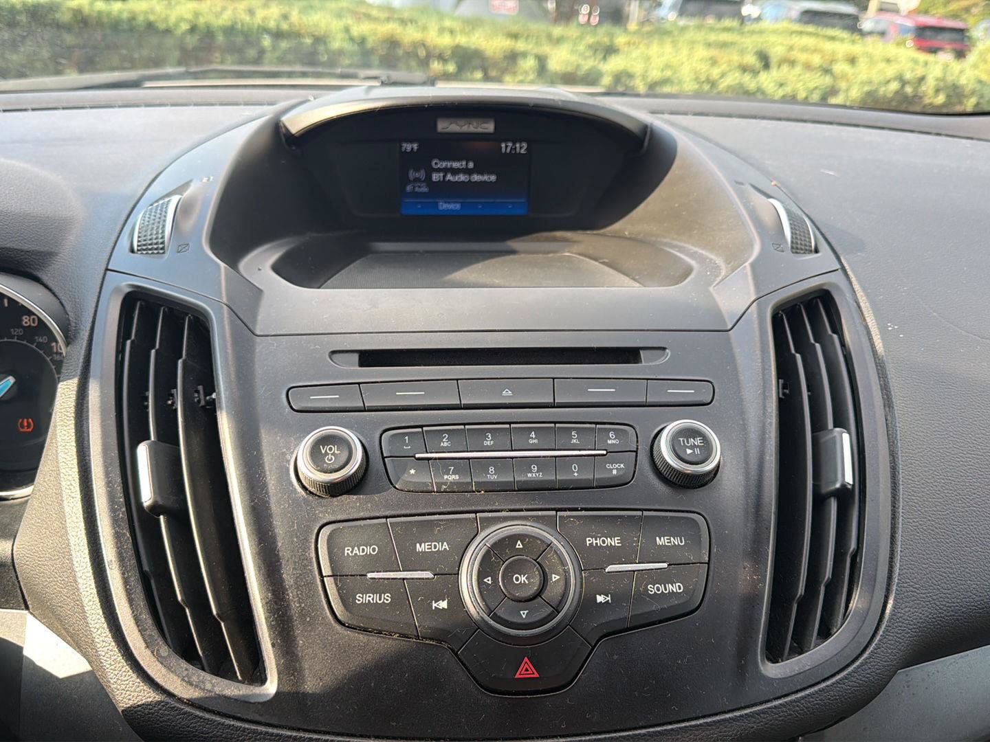 Used 2018 Ford Escape SE FWD image 9