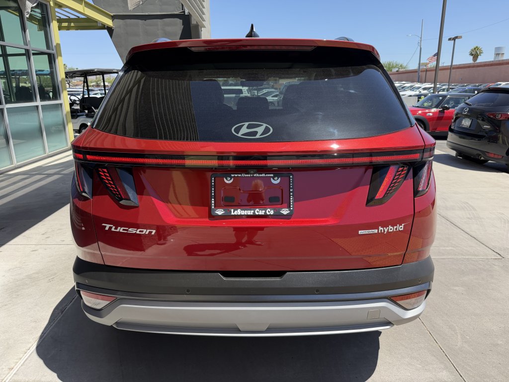 Used 2025 Hyundai Tucson Limited AWD/4WD image 13