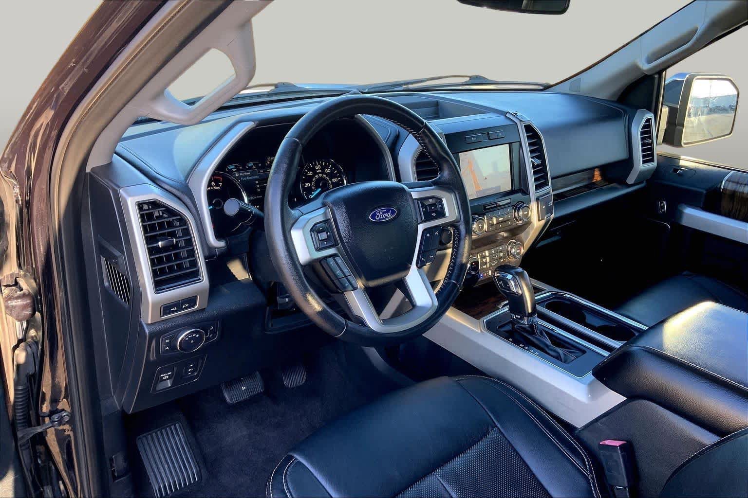 Used 2019 Ford F150 Lariat RWD image 14
