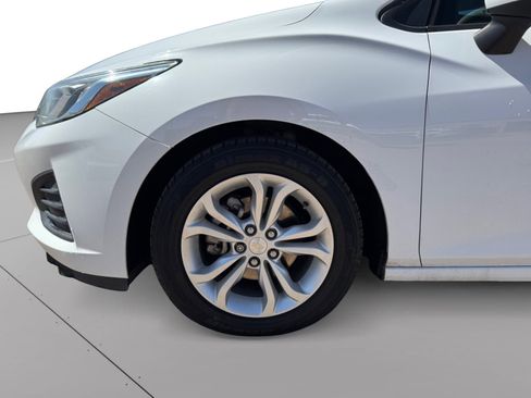 Used 2019 Chevrolet Cruze LS w/ LS Convenience Package image 9