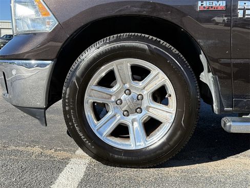Used 2017 RAM 1500 Lone Star image 9