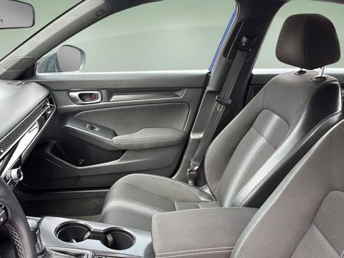 Used 2023 Honda Civic Sport image 12