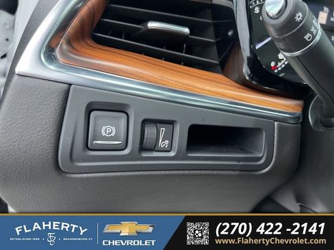 Used 2020 Cadillac XT5 Premium Luxury w/ LPO, Floor Liner Package image 26