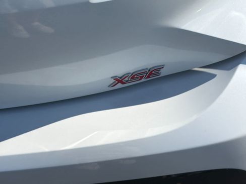 Used 2021 Toyota Corolla XSE FWD image 30