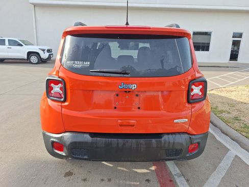 Used 2020 Jeep Renegade Latitude image 5