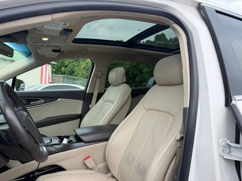 Used 2019 Lincoln Nautilus Reserve AWD/4WD image 11