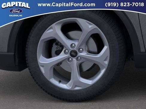 New 2025 Ford Escape ST-Line w/ Equipment Group 301A image 19