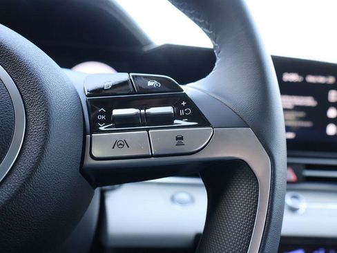 New 2026 Hyundai Elantra Limited image 29