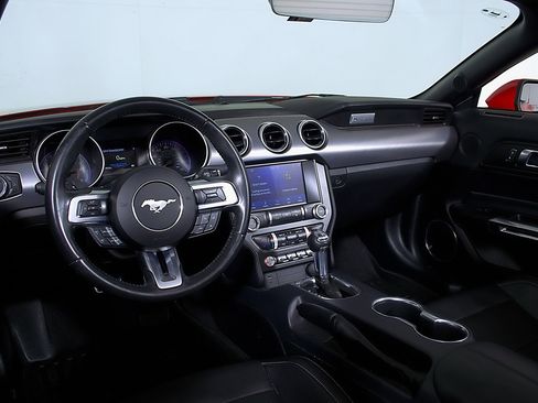 Used 2022 Ford Mustang Premium image 20