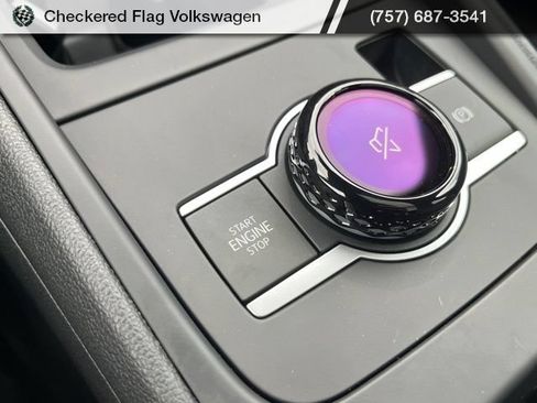 New 2026 Volkswagen Tiguan SE R-Line FWD image 43