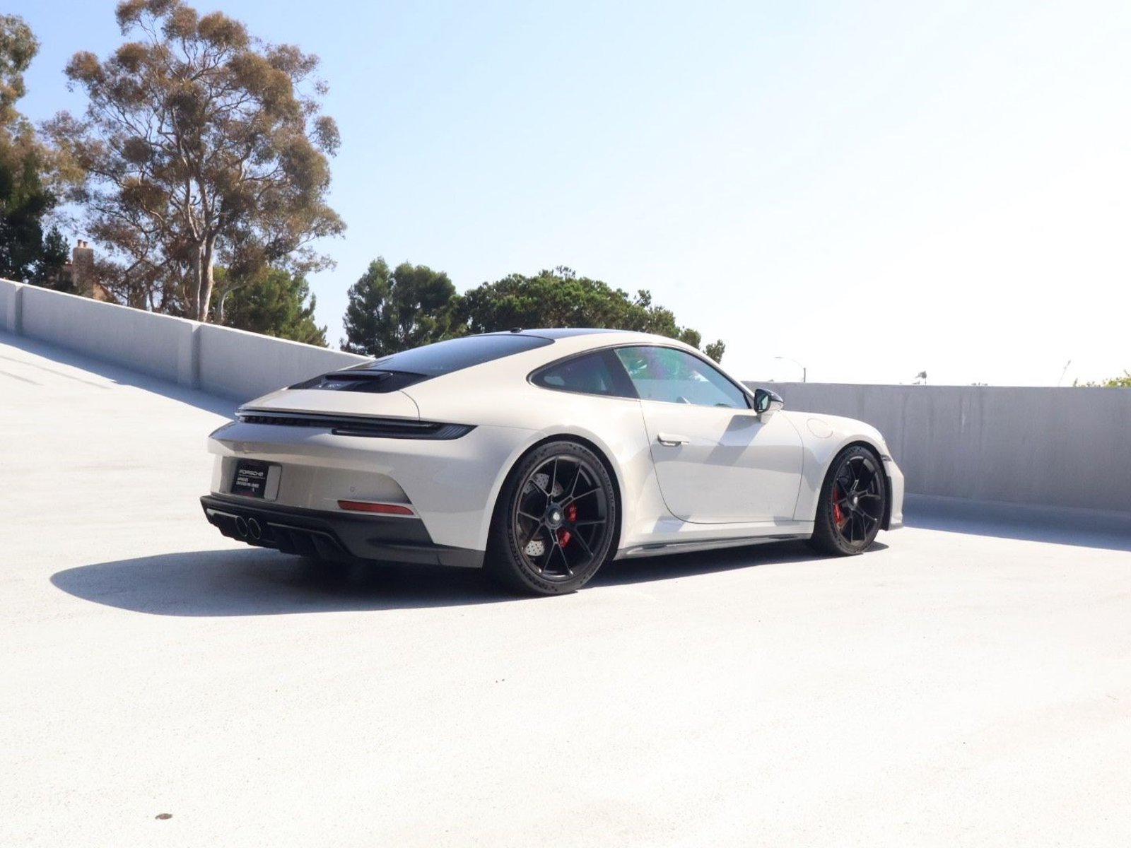 Certified 2022 Porsche 911 GT3 RWD image 8