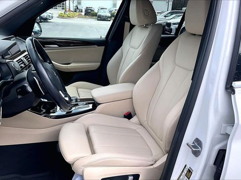 Used 2019 BMW X3 xDrive30i w/ Premium Package image 8