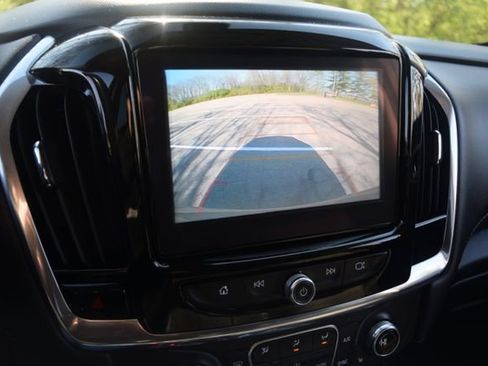 Used 2019 Chevrolet Traverse LT AWD/4WD image 11