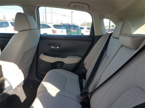 Certified 2023 Honda HR-V LX image 32