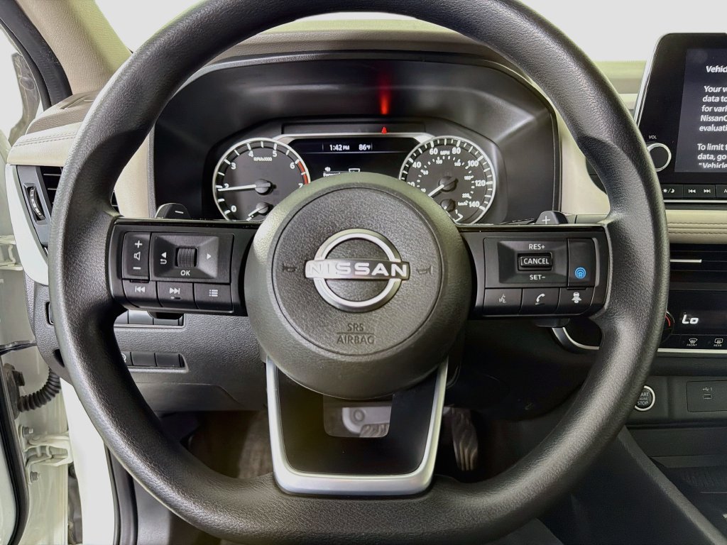 Used 2023 Nissan Rogue SV FWD image 15