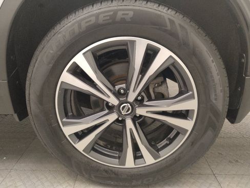 Used 2020 Nissan Rogue SV w/ Sun & Sound Touring Package AWD/4WD image 31