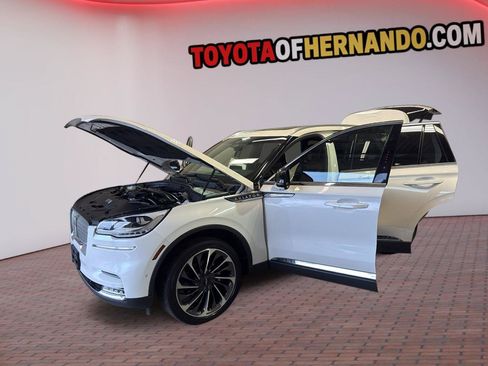Used 2021 Lincoln Aviator Reserve w/ Equipment Group 202A AWD/4WD image 11