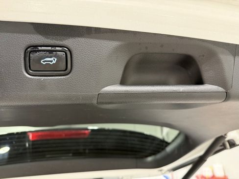 Used 2025 Hyundai Palisade SEL image 36