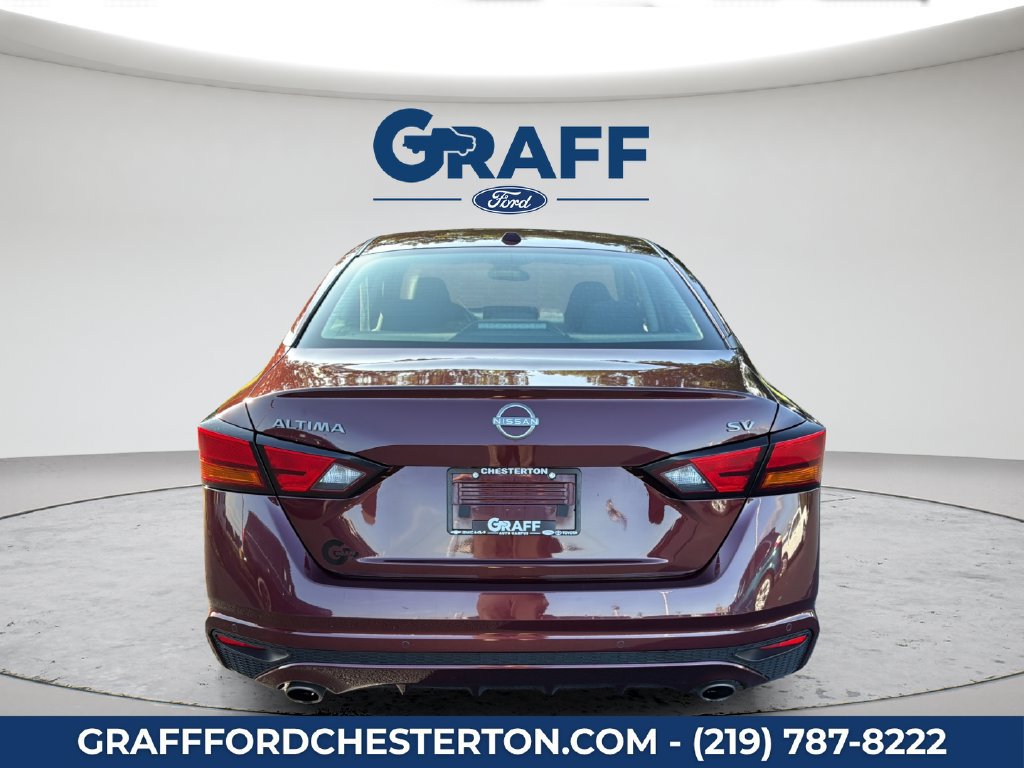 Used 2024 Nissan Altima 2.5 SV w/ SV Premium Package FWD image 8