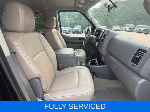 Used 2019 Nissan NV 3500 SL RWD image 21