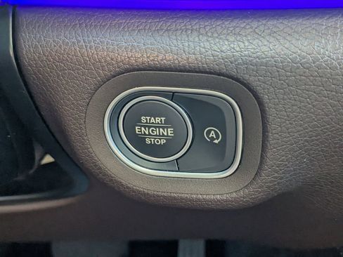 Certified 2022 Mercedes-Benz GLS 450 4MATIC image 17