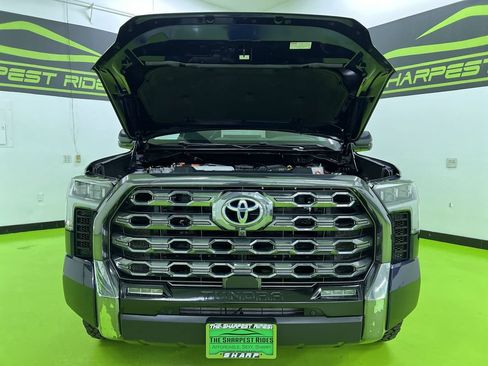 Used 2024 Toyota Tundra Platinum AWD/4WD image 4