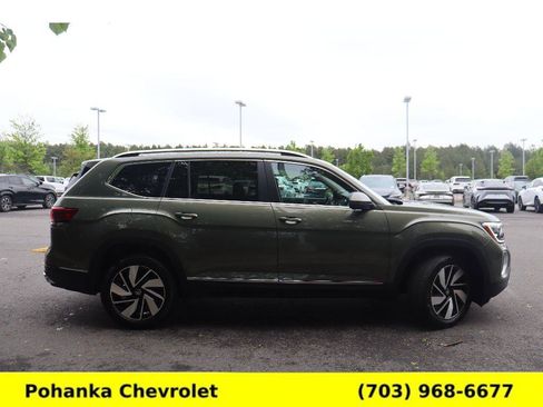Used 2026 Volkswagen Atlas SEL AWD/4WD image 8