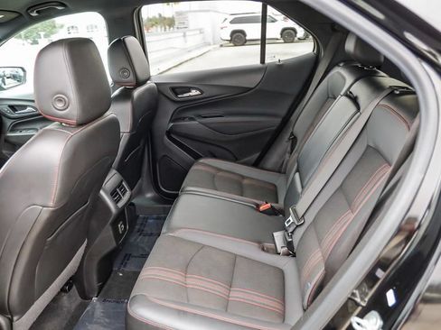 Used 2022 Chevrolet Equinox RS FWD image 22