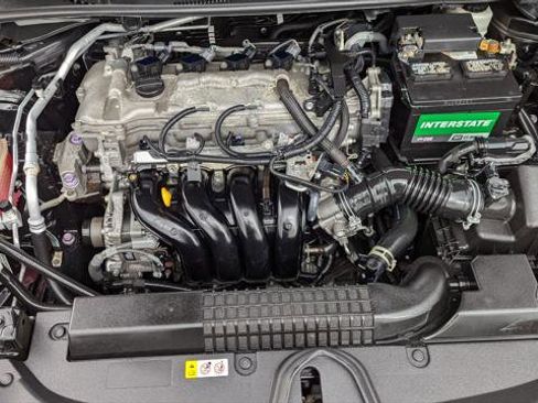 Used 2022 Toyota Corolla LE image 28