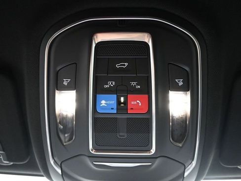 New 2026 Jeep Grand Cherokee L 4WD image 32
