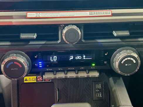 New 2026 Toyota 4Runner 4WD image 13