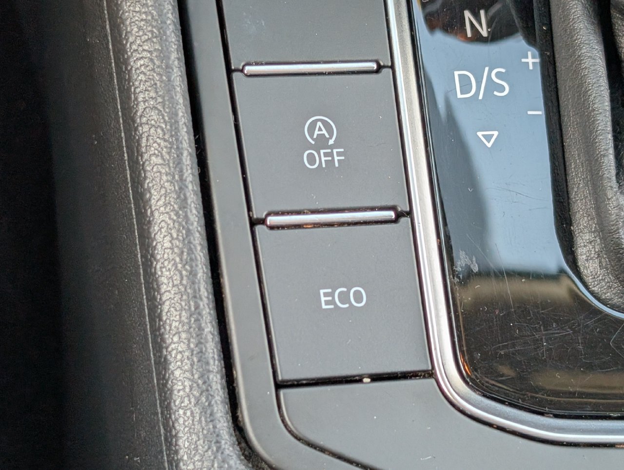 Used 2019 Volkswagen Jetta SE FWD image 20