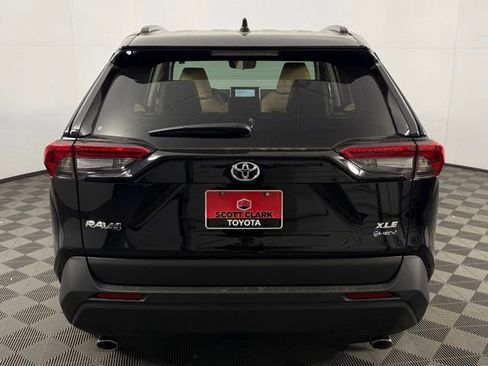 New 2025 Toyota RAV4 XLE image 6