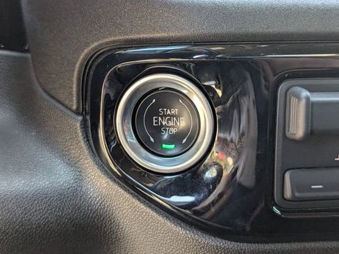 Used 2024 Chevrolet Silverado 2500 LT image 29