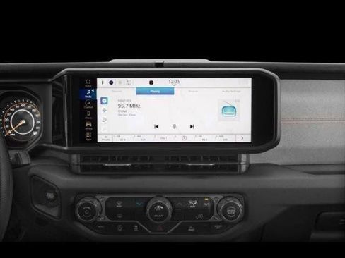 New 2026 Jeep Gladiator Sport AWD/4WD image 7