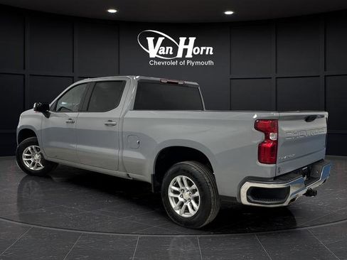 Used 2024 Chevrolet Silverado 1500 LT image 3