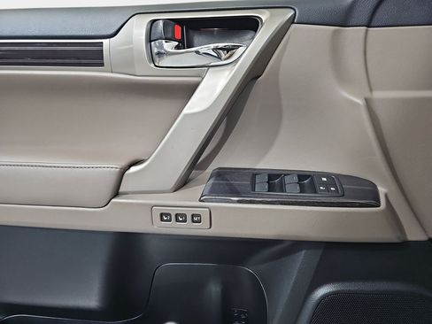 Certified 2020 Lexus GX 460 Premium w/ Premium Package AWD/4WD image 25
