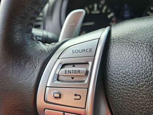 Used 2017 Nissan Altima 2.5 SR w/ Midnight Edition Package FWD image 21
