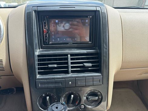 Used 2007 Ford Explorer XLT RWD image 10