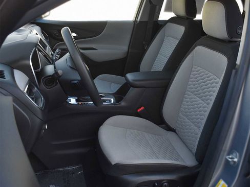 Used 2019 Chevrolet Equinox LT image 10